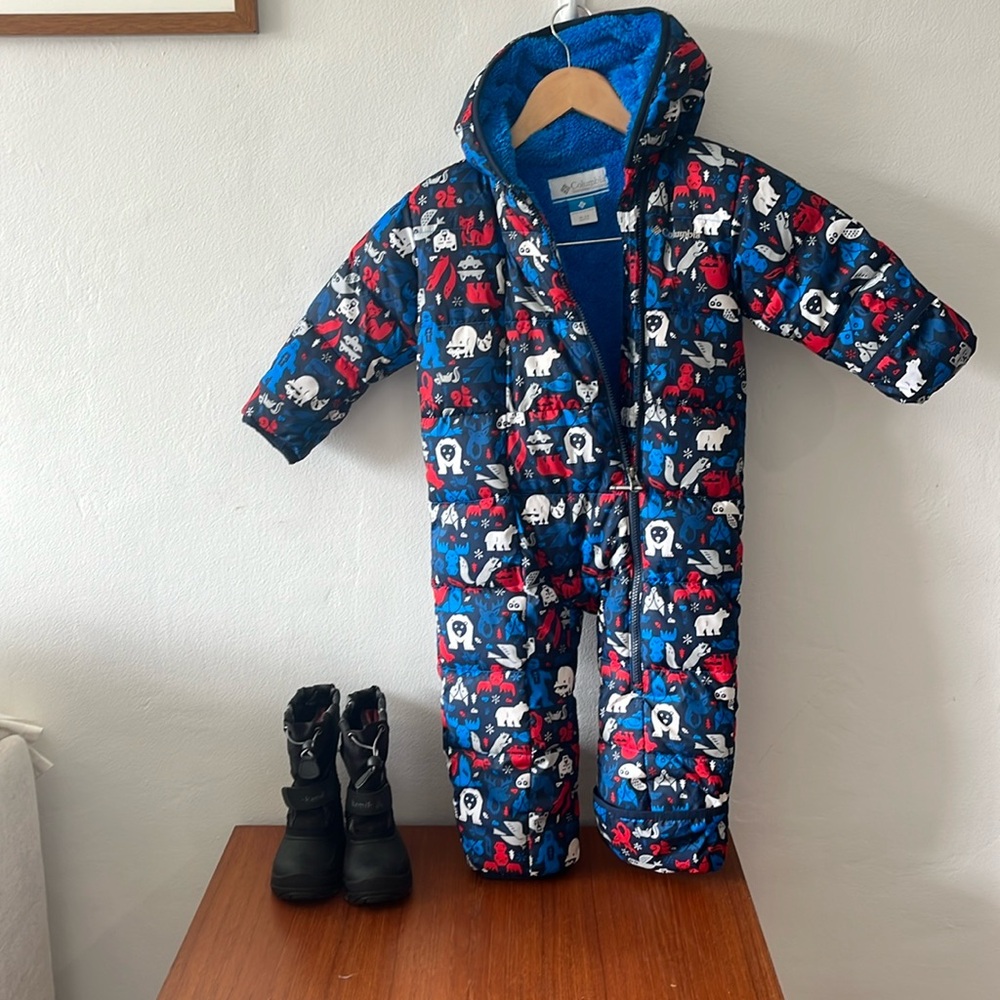 Columbia blue print Boys snow suit 18-24 mo & sz 8 snow boots